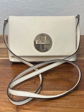 Vintage Kate Spade Newbury Lane Sally White Crossbody Bag